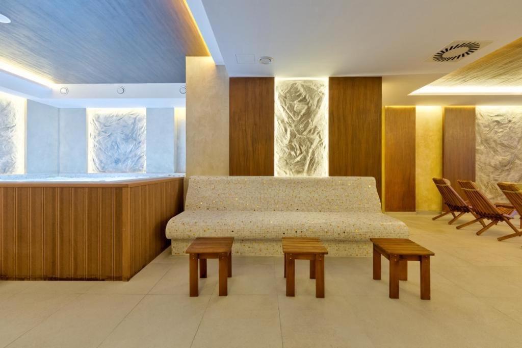 Mans Lux 8 Apartman ズラティボール エクステリア 写真