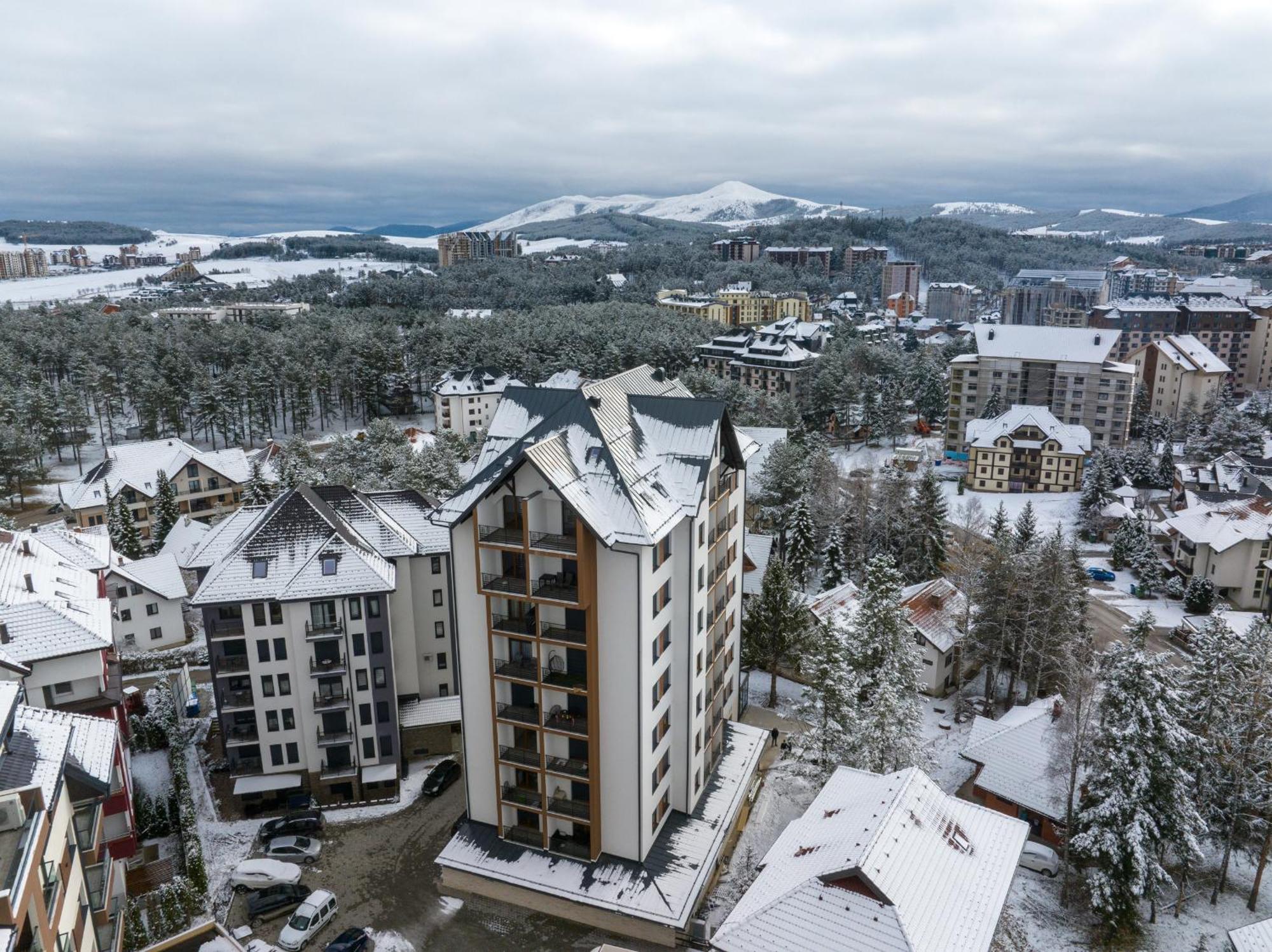 Mans Lux 8 Apartman ズラティボール エクステリア 写真
