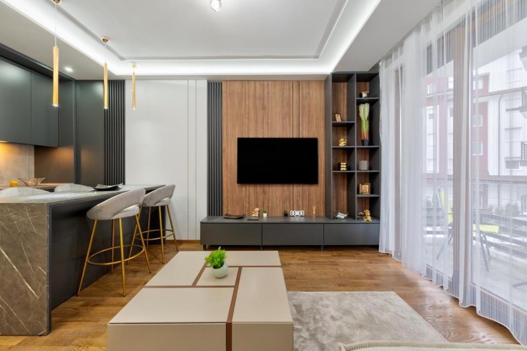 Mans Lux 8 Apartman ズラティボール エクステリア 写真