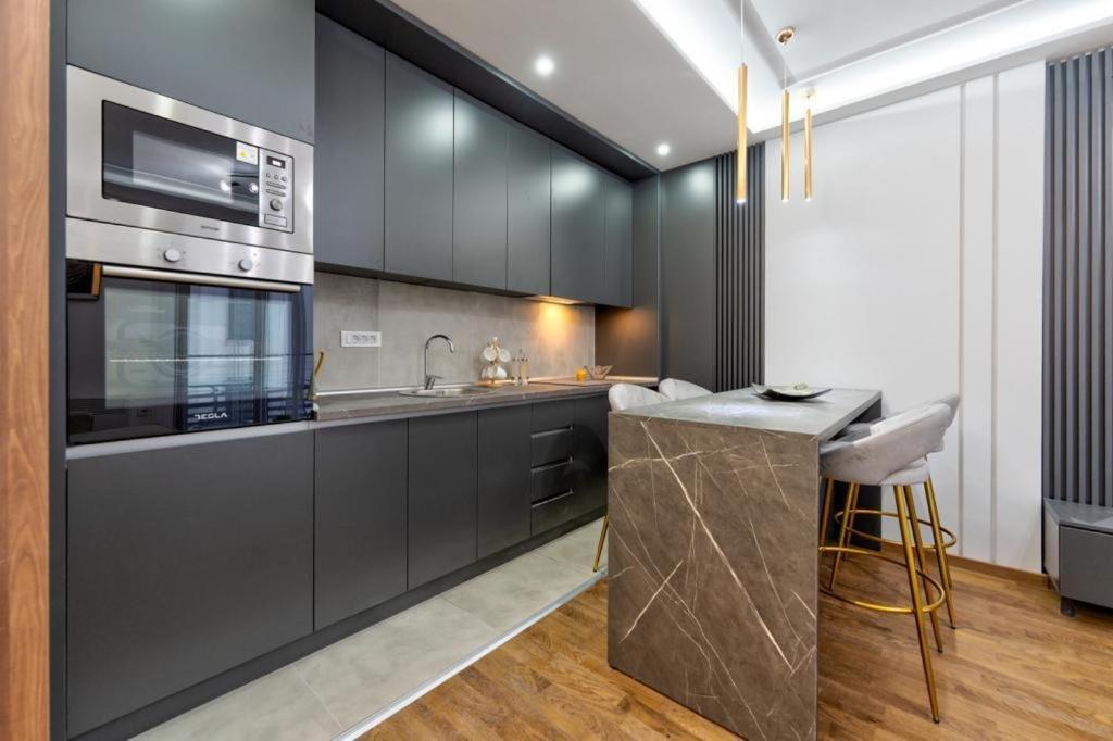 Mans Lux 8 Apartman ズラティボール エクステリア 写真